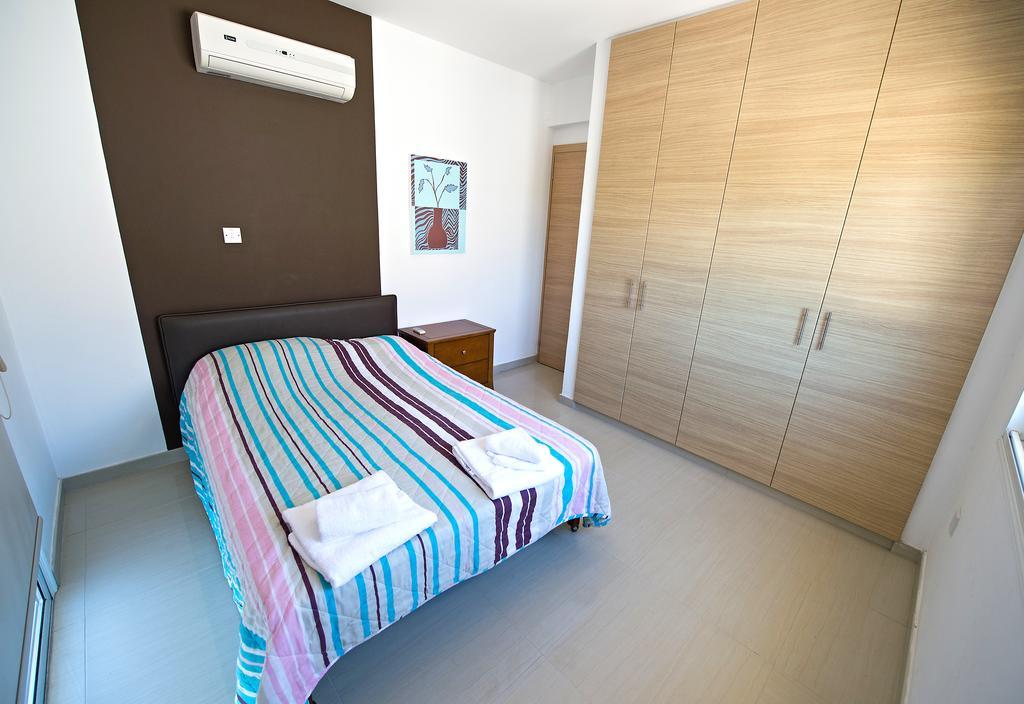 Hara Nissi Beach Villas Ayia Napa Room photo