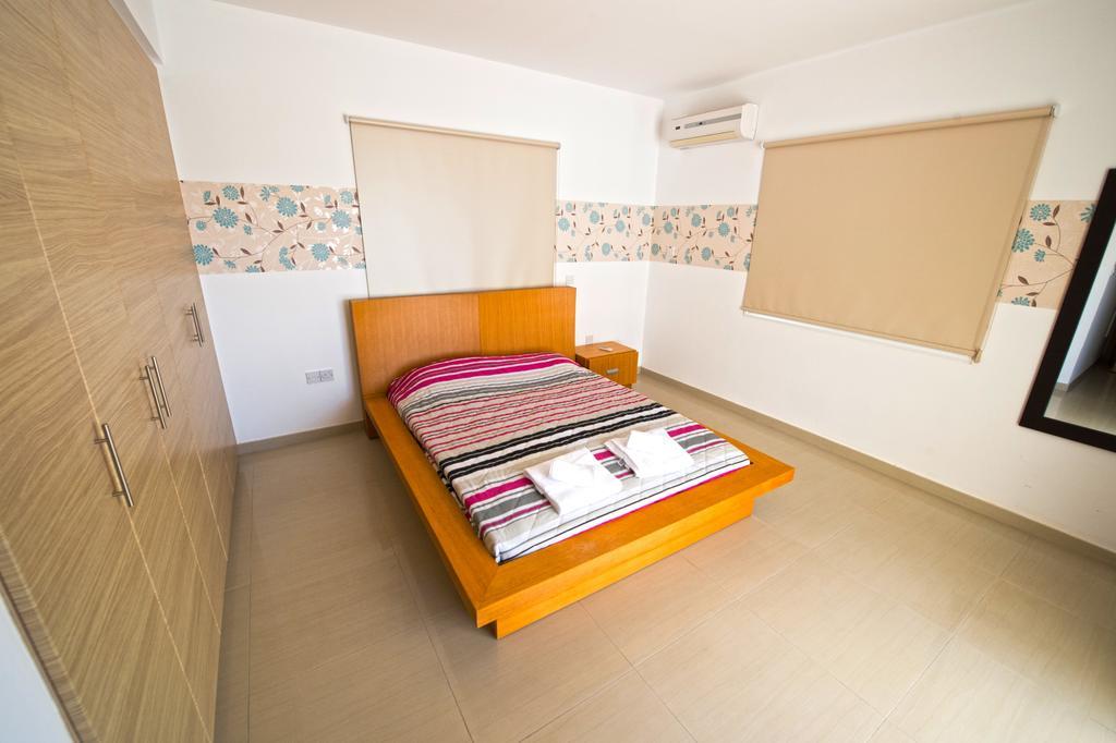 Hara Nissi Beach Villas Ayia Napa Room photo