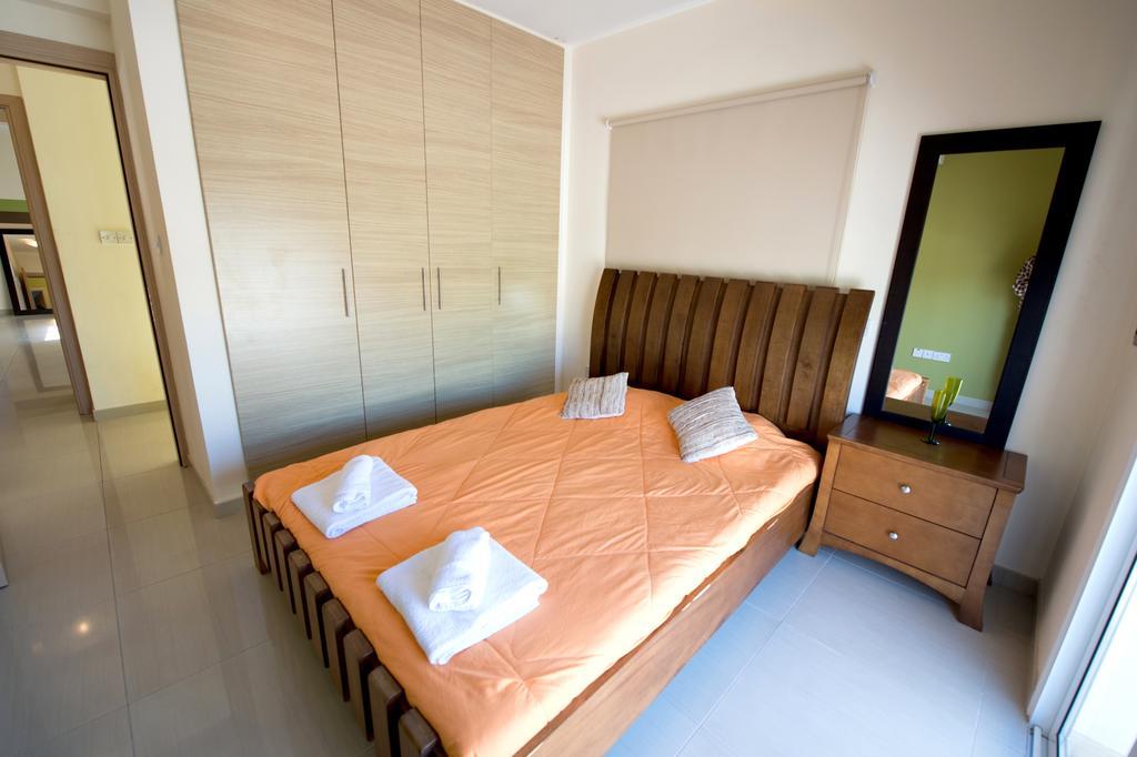 Hara Nissi Beach Villas Ayia Napa Exterior photo